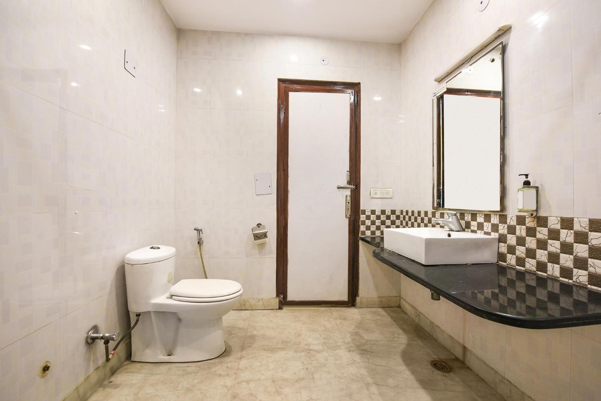 ניו דלהי Fabhotel The Kings Plaza מראה חיצוני תמונה